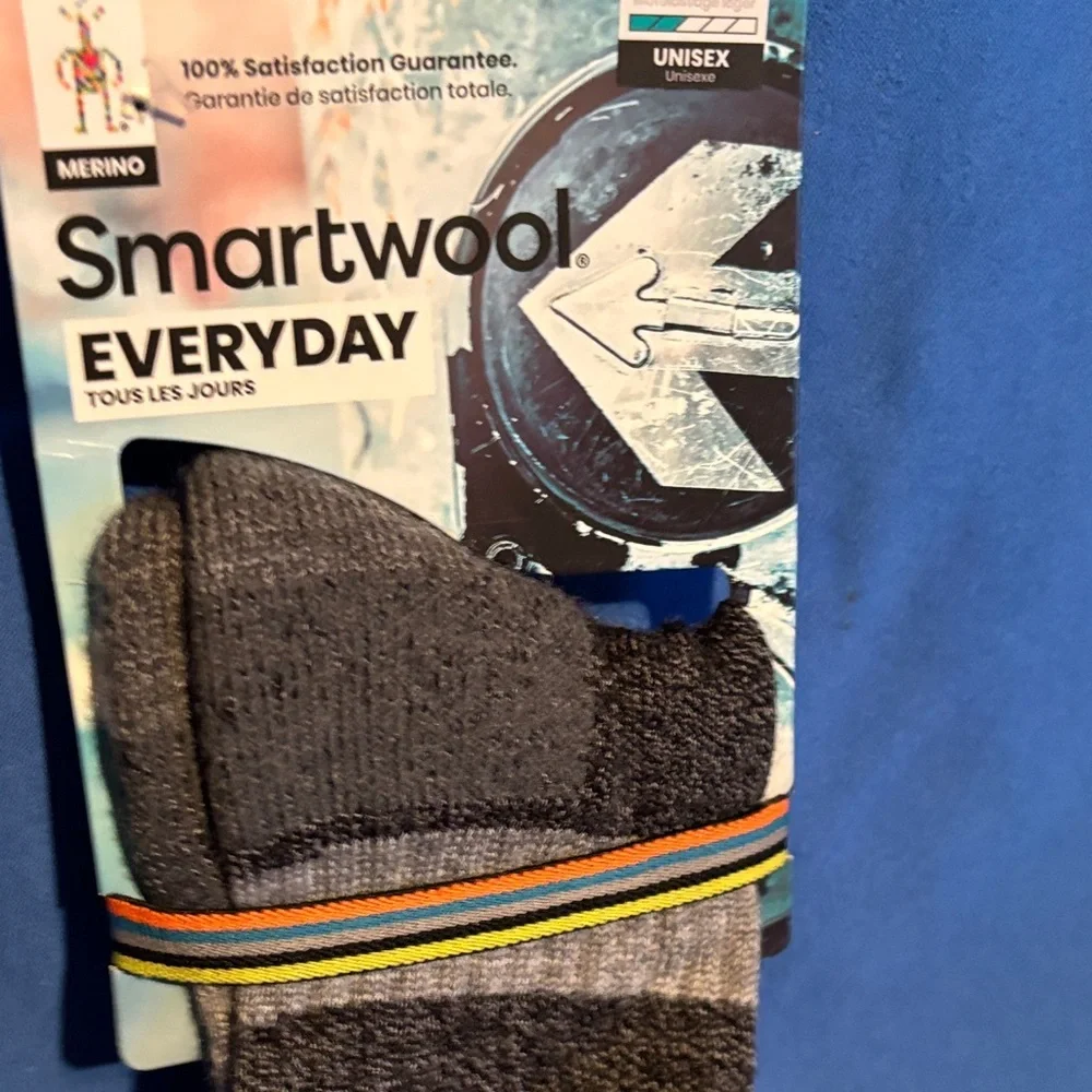 Smartwool Everyday Unisex Merino Wool Socks - Gray with Red Stripe